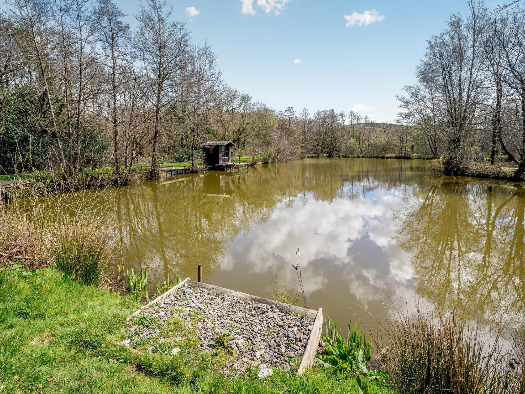 Tynrhos Lake View Cilcennin Exteriör bild
